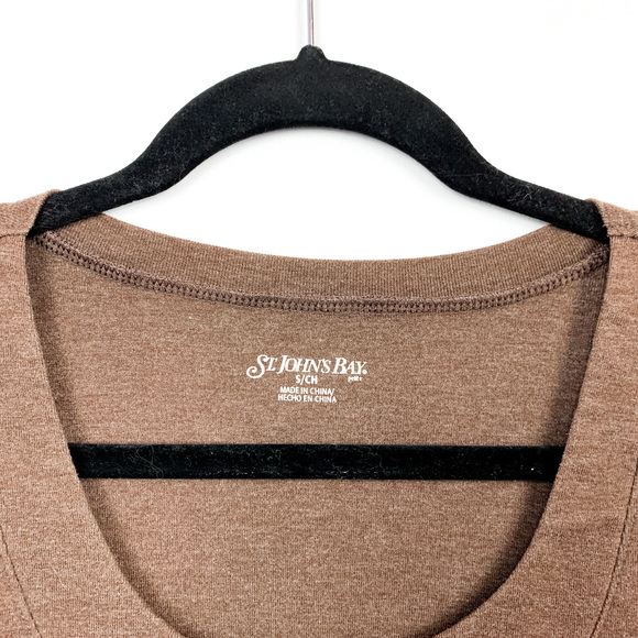 St. John's Bay Brown Long Sleeve Crew Neck - Picture 2 of 8